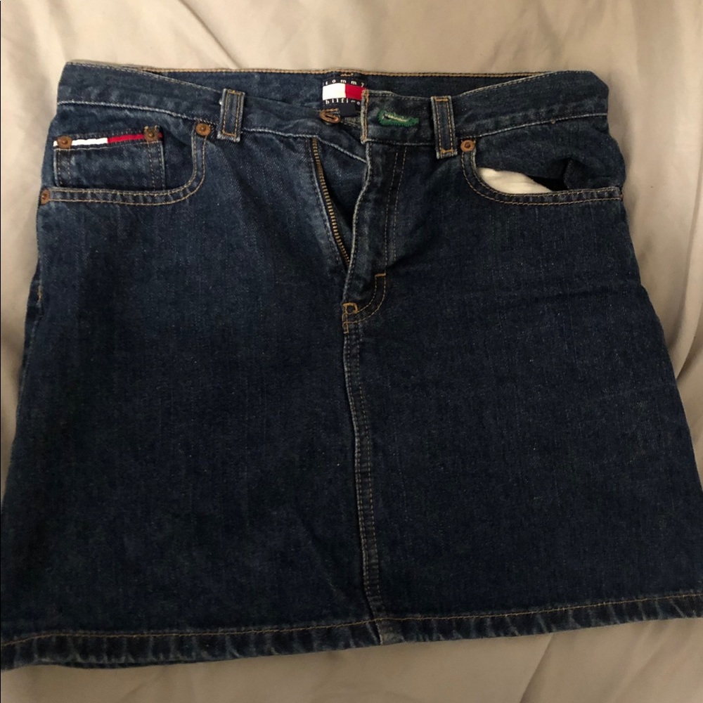 Cute Tommy Hilfiger mini jean skirt